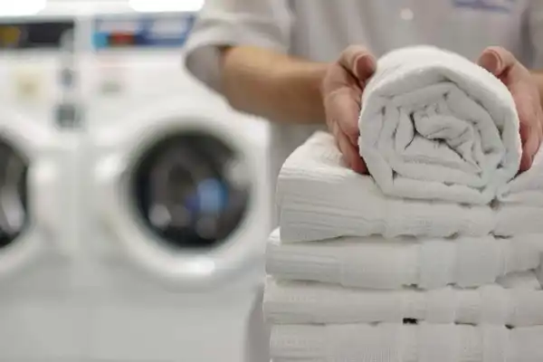 Commercial Laundry Service Tampa Bay Banner